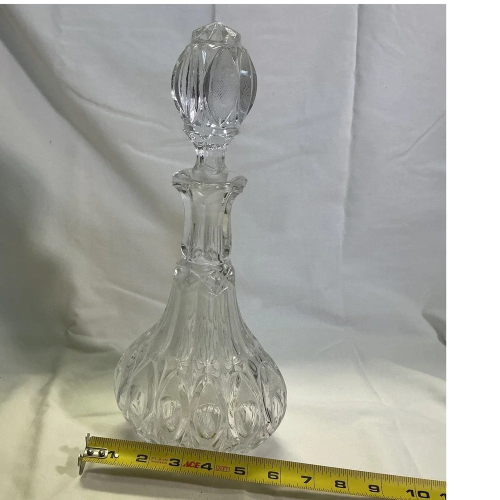 Vintage Cut Glass Crystal Decanter with Stopper Barware 12.5 Inch Clear